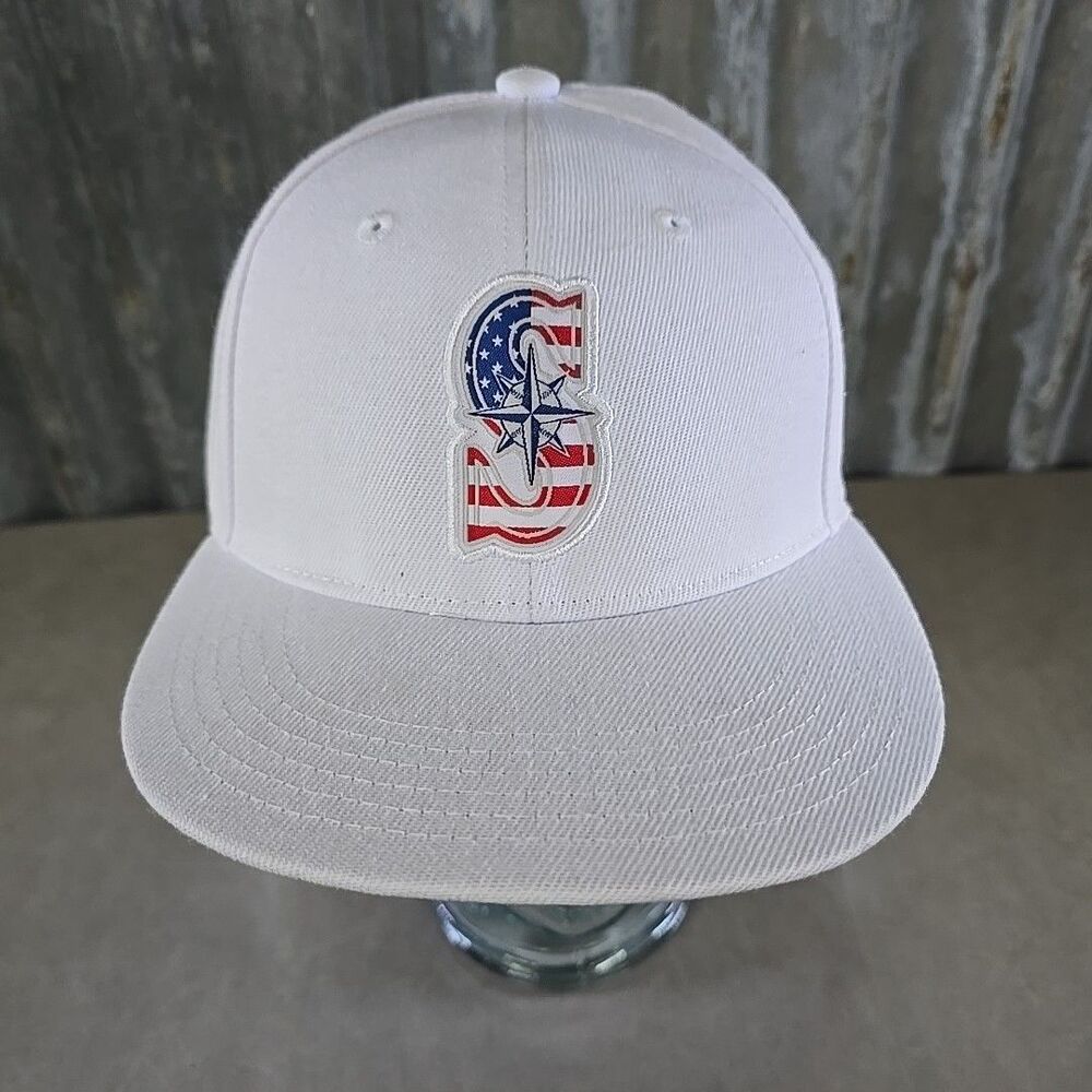 Seattle Mariners 4th of July Stadium Giveaway Baseball Hat Cap NWOT